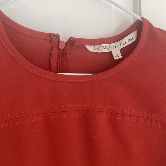 Rachel Roy burnt orange top in small - Picture 2 of 4